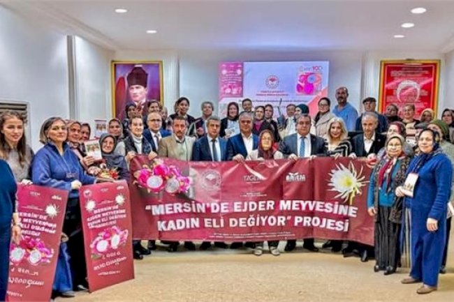 Kadın Çiftçiler, Ejder Meyvesi Yetiştiriciliği Eğitimi ile Güçleniyor