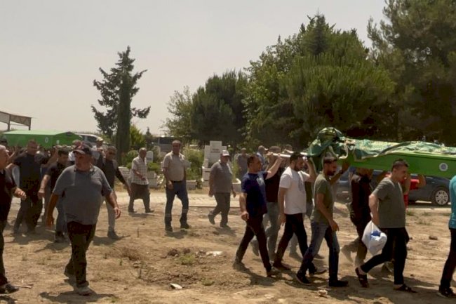 Baba ve kızları yan yana defnedildi