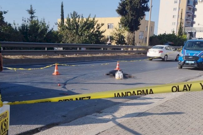 Otomobilin çarptığı yaşlı adam hayatını kaybetti