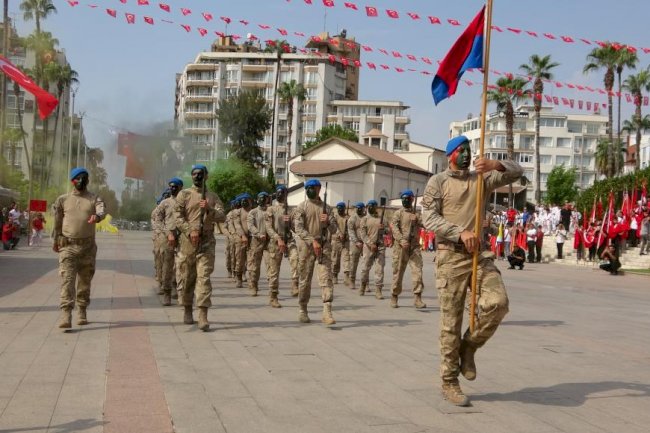 Mersin'de 30 Ağustos Zaferi coşkuyla kutlandı