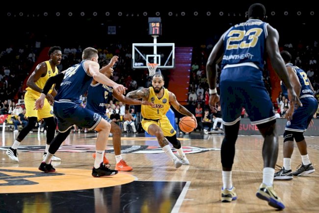 FIBA Şampiyonlar Ligi: Mersin Spor: 81 - Karditsa Iaponiki: 73