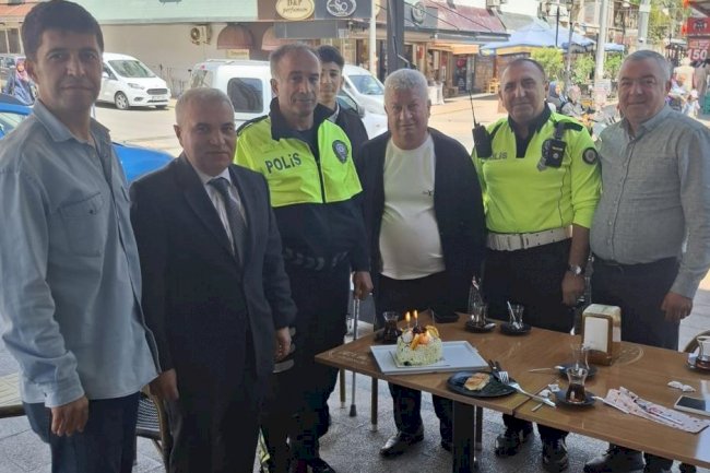 Mersin'de 28 yıllık polis memuru telsizden veda etti