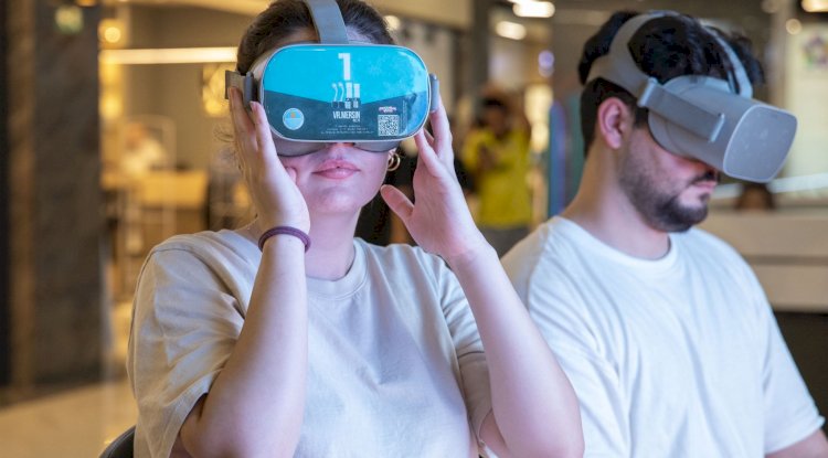 MERSİN’İN TARİHİ VE TURİSTİK YERLERİNİ SANAL GERÇEKLİK GÖZLÜĞÜYLE KEŞFEDİYORLAR