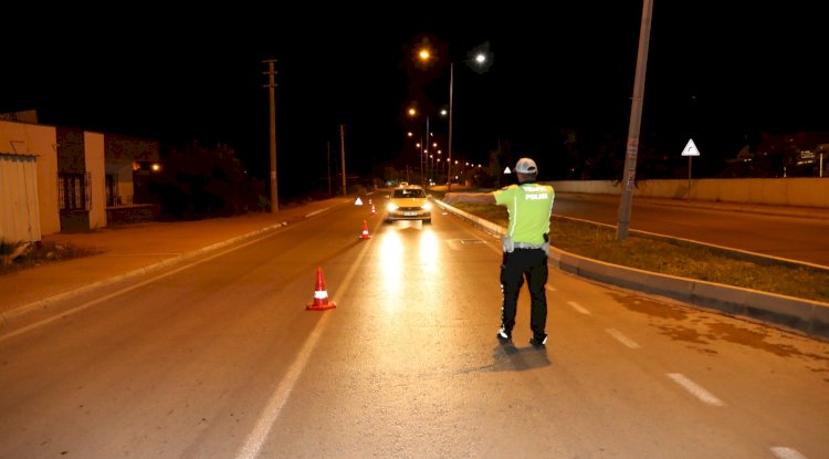 Mersin'de Alkol Denetiminden Kaçan Sürücüler Drone’dan Kaçamadı
