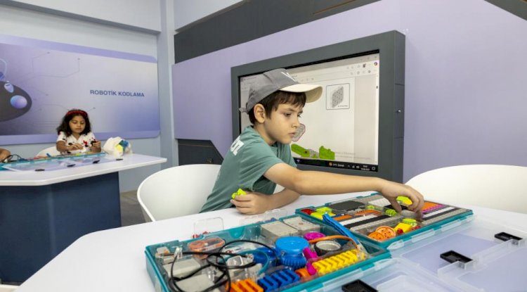 Mercan Bilim Merkezi’nde yaz tatili bilimle geçiyor