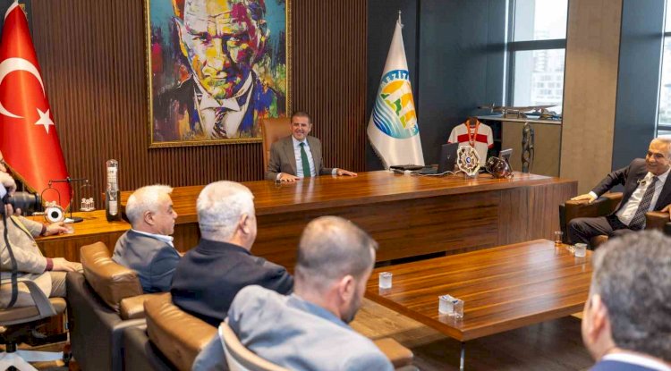 Mezitli’de esnafla belediye el ele ekonomi için buluştu