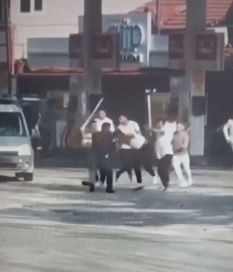 Taş ve sopalarla saldırdılar: 3 yaralı