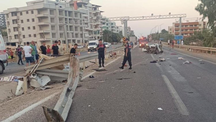 Otomobil bariyerlere çarptı: 1 ölü, 1 yaralı