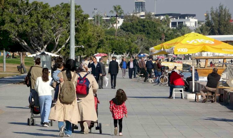 Mersin'de Aralık Ayında Sıcak Hava Şartları Devam Ediyor