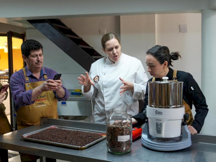 Tarsus'ta uluslararası çikolata eğitimi